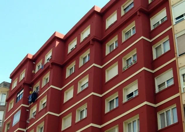 Pintura de fachadas en Valencia para comunidades de propietarios